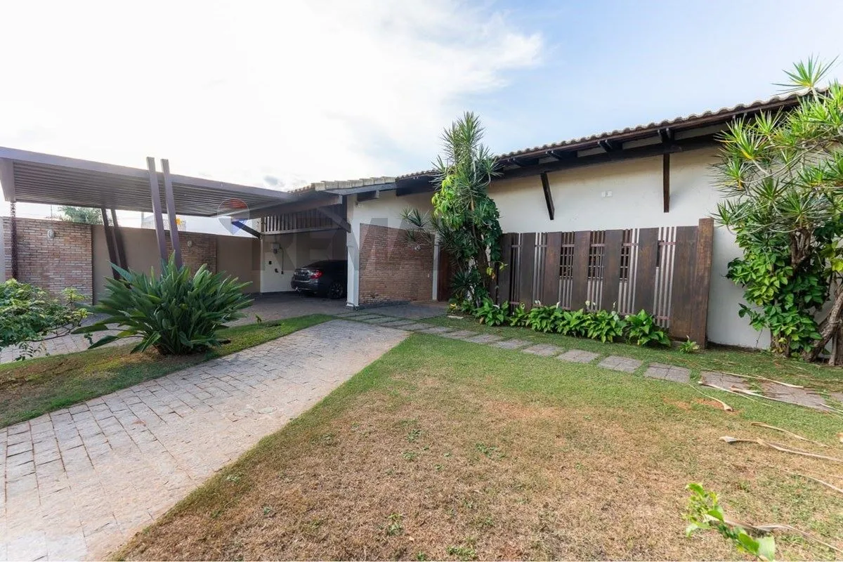 LOCALIZAÇÃO NOBRE LAGO SUL - SHIS QL 20, Conjunto 04 IMÓVEL PRA RETROFIT - ESTRU...