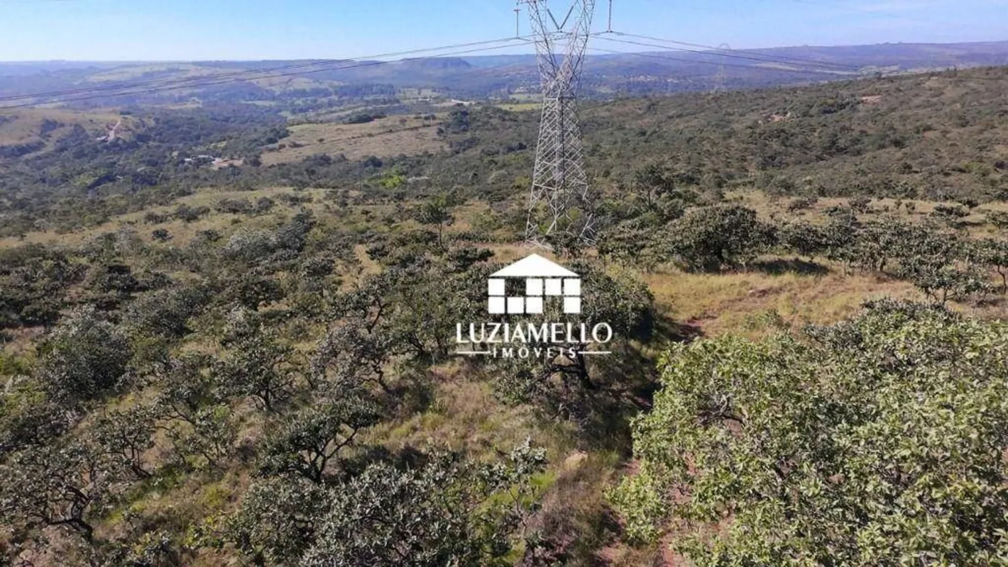 VENDO OU TROCO CHÁCARA COM 2 HECTARES NO DFExcelente oportunidade para quem busc...