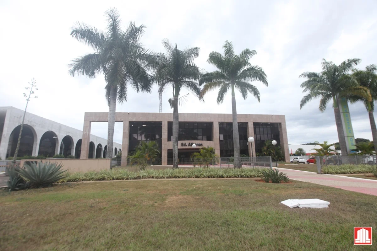 Sala Comercial à Venda – Edifício Athenas | SGAS 902Invista em localização, prat...