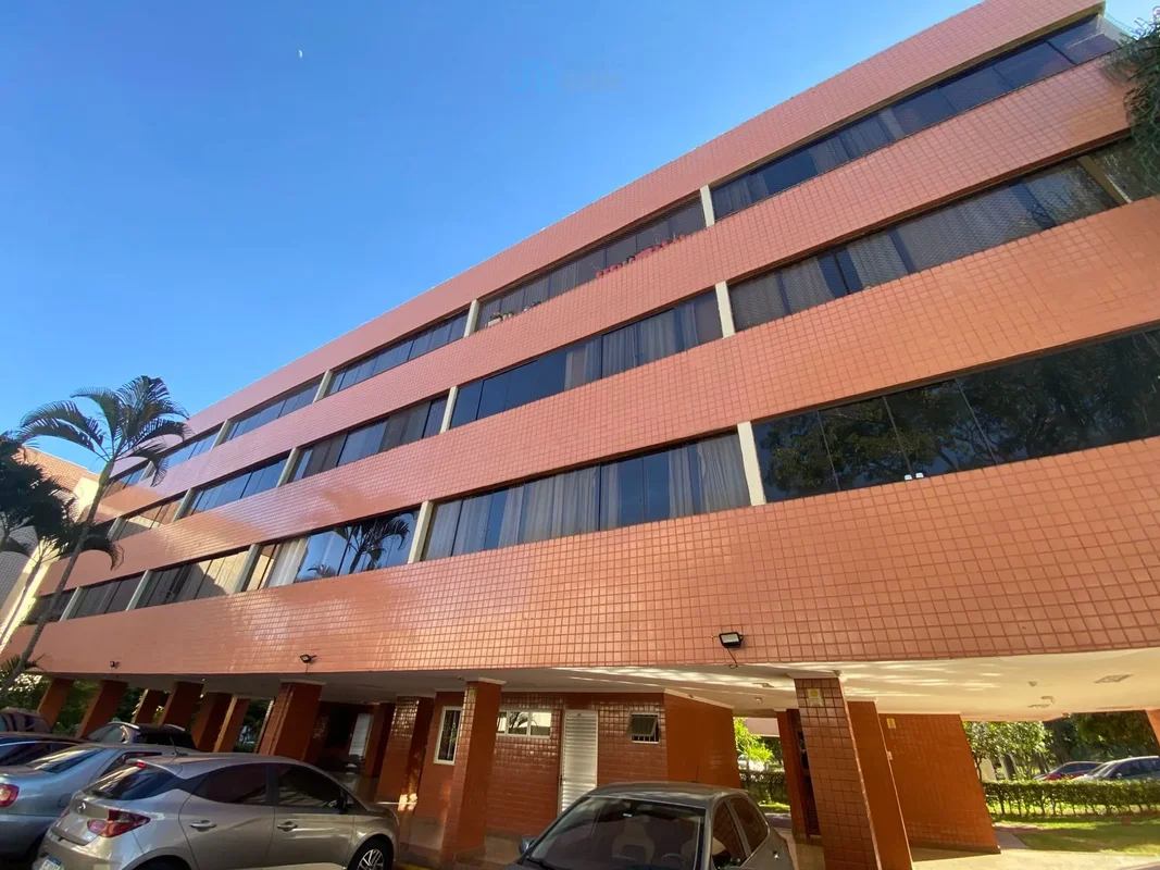 Apartamento vazado no SHCW 08 Sudoeste – Conforto e excelente localizaçãoA Imobi...