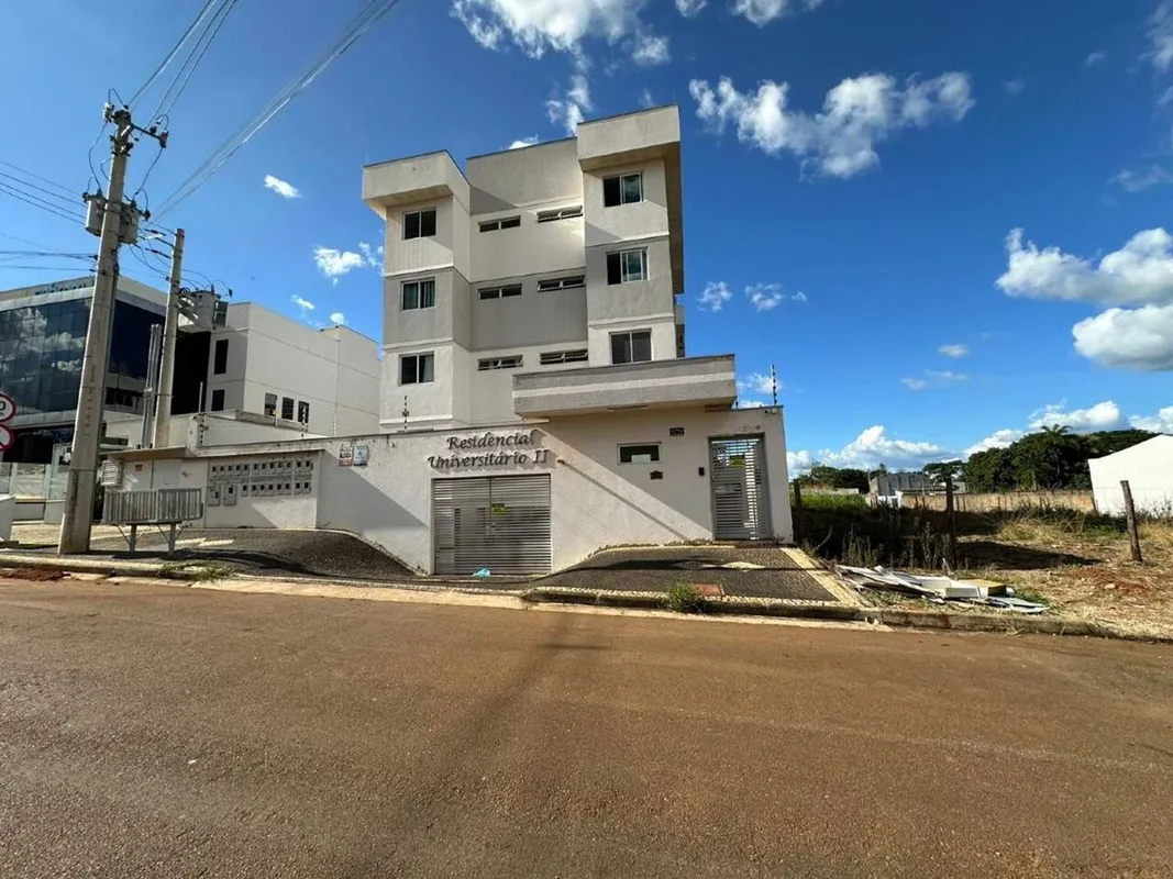 01 quarto, sala, cozinha, banheiro social, área de serviço e 01 vaga de garagem....
