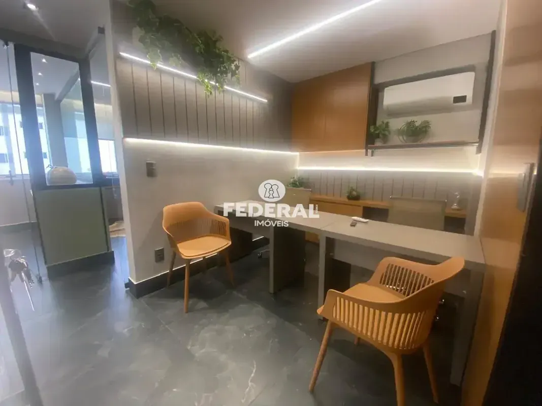 Sala comercial mobiliada Jardim Goiás, no condomínio Brookfield Towers. Ambiente...