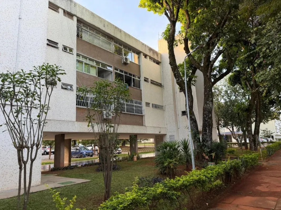 CONFORTO, ESPAÇO E PRATICIDADE EM UM SÓ LUGAREste excelente apartamento totalmen...