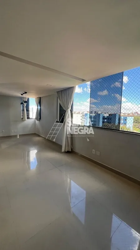 ACEITA FINANCIAMENTO!Caracteristicas do imovel:- Área útil: 93m²- Área total: 13...