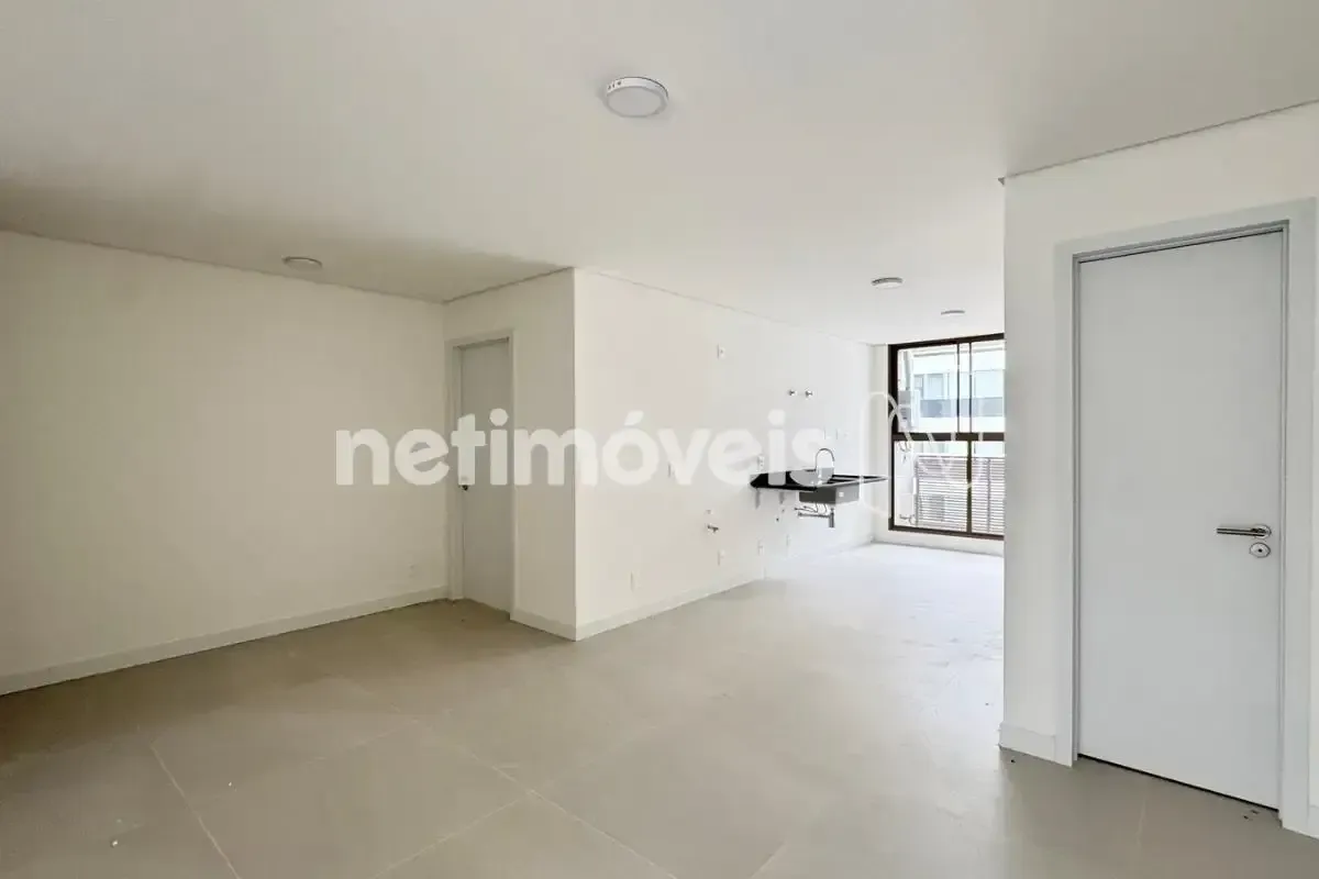 Apartamento 02 quartos - 117,80m² - Vazado - 01 suíte - Aceita financiamento - N...