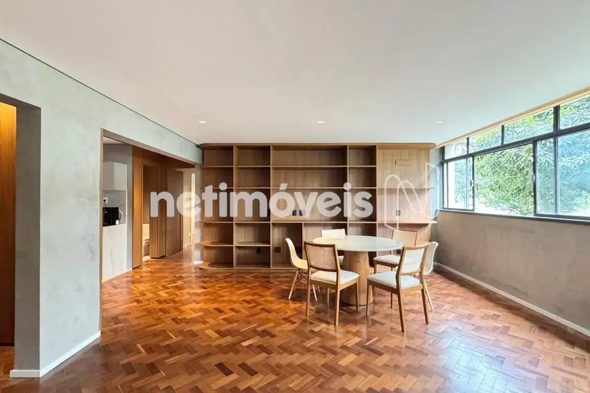 Exclusividade Moni! - Apartamento 03 quartos - Reformado - SQN 114Localização:Lo...