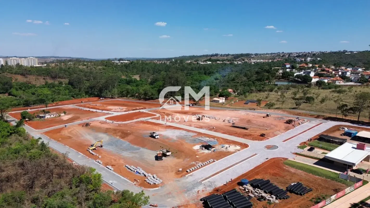 RESIDENCIAL CALLIANDRA | LOTES EM CONDOMÍNIO FECHADOInvista em qualidade de vida...