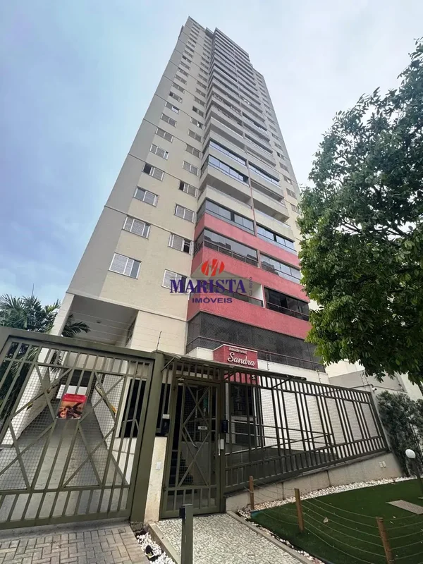 APARTAMENTO DE 3 QUARTOS SENDO 1 SUÍTE, ANDAR BAIXO, COZINHA COM ARMÁRIOS FECHAD...