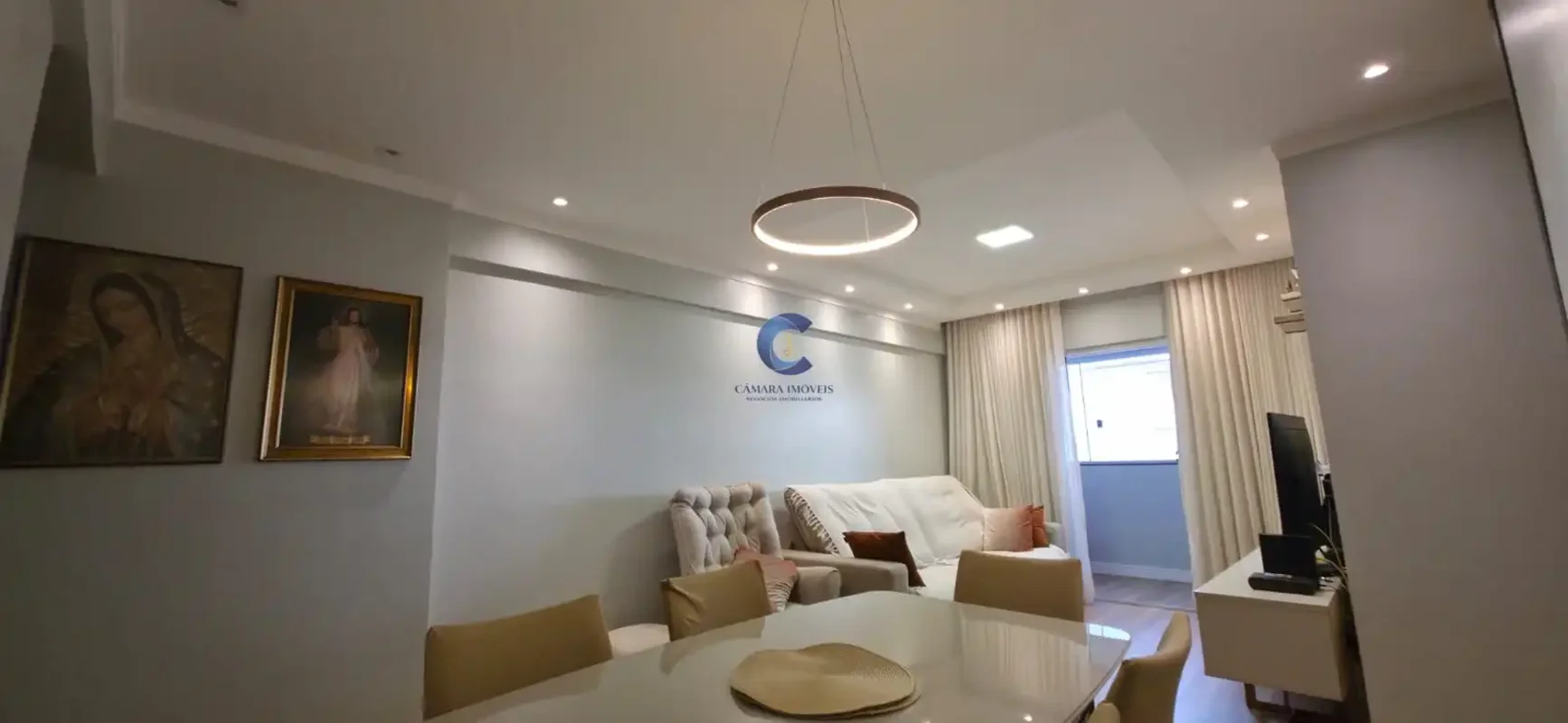 Descubra seu novo lar no coração de Ceilândia Norte, na QNO 12. Este confortável...