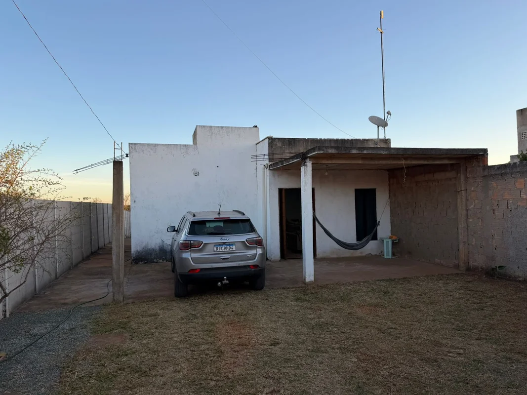 Casa ponte alta norte Condomínio fechado, já com bloquete, consolidado.Rua Jurua...