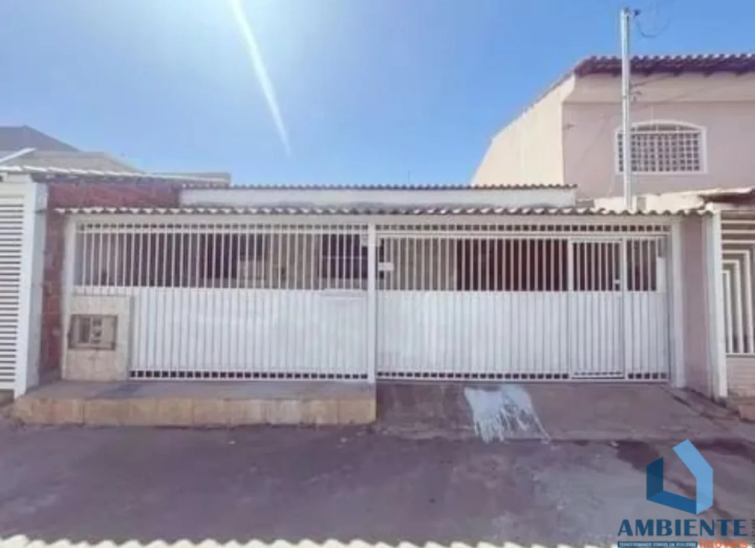 CASA ESCRITURADA COM DUAS MORADIAS NA QNP 14 da CEILÂNDIA SULExcelente oportunid...