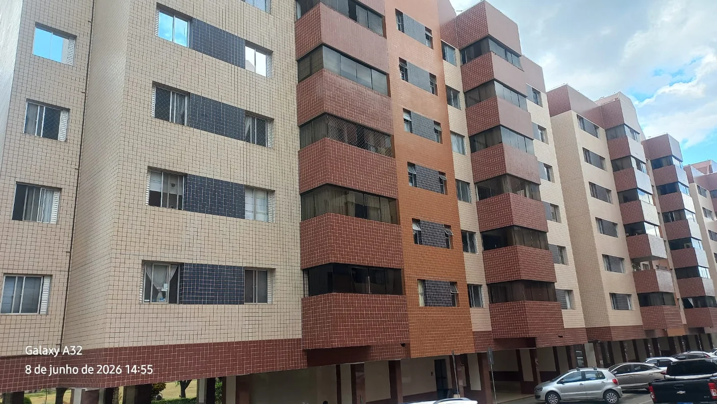 Descubra um apartamento de 3 dormitórios, incluindo uma suíte, no coração de Bra...