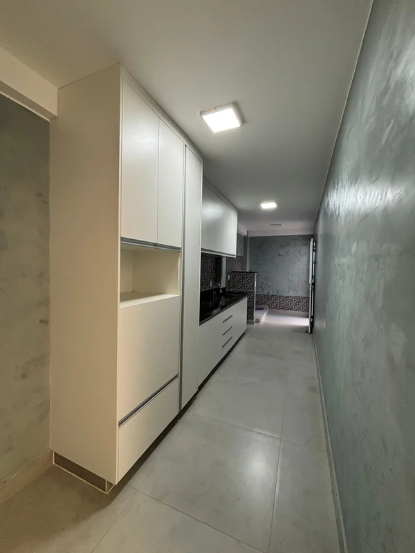 CASA TÉRREA DE 3 QUARTOS 1 SUITE, BANHEIROS SOCIAL, SALA PARA DOIS AMBIENTE,COZI...