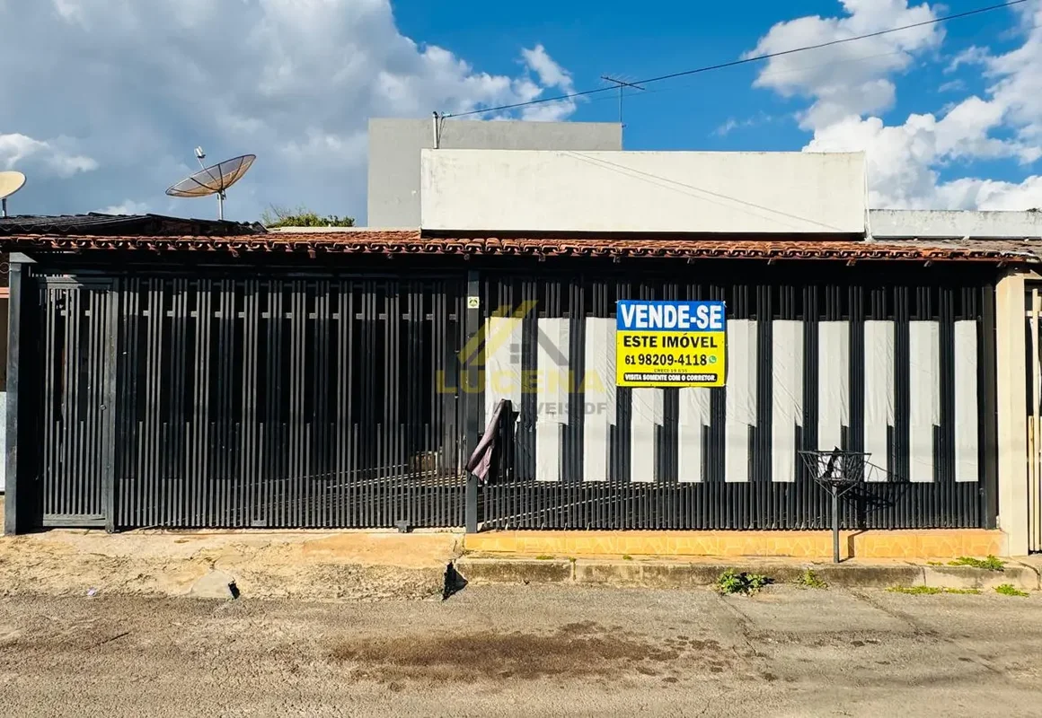 Casa à Venda – QNP 11 Conjunto D | P Norte - Ceilândia Norte/DFExcelente oportun...