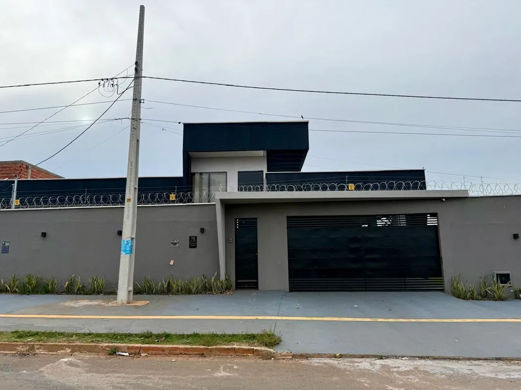 Casa totalmente mobiliada no Papillon Park , Aparecida de Goiânia , próximo à fu...