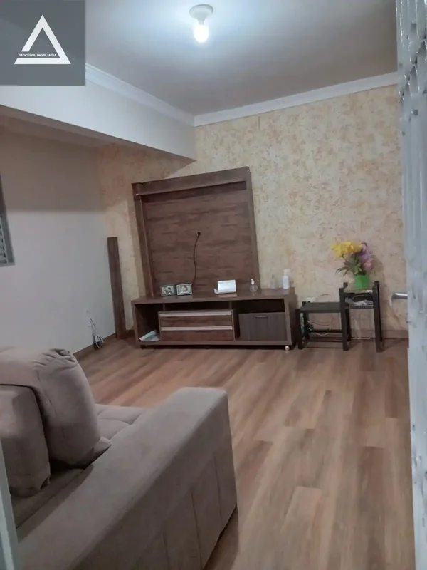 Excelente oportunidade na Quadra 41, SETOR LESTE, GAMA/DF: uma casa espaçosa e c...