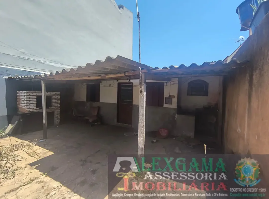 ALEX GAMA VENDE: LOTE RESIDENCIAL URBANO COM CASA EM ALVENARIA NA QUADRA 201 CON...