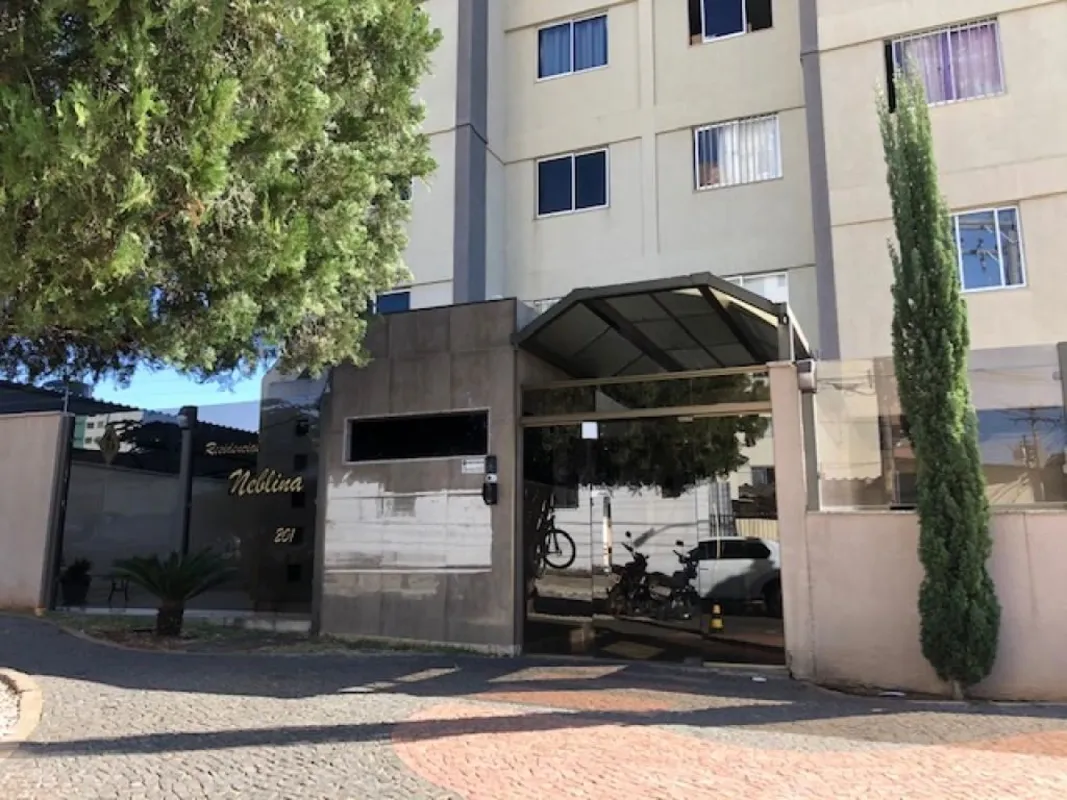 Apartamento para locação no Edifício Neblina, na Rua C-152, abaixo da Avenida T-...