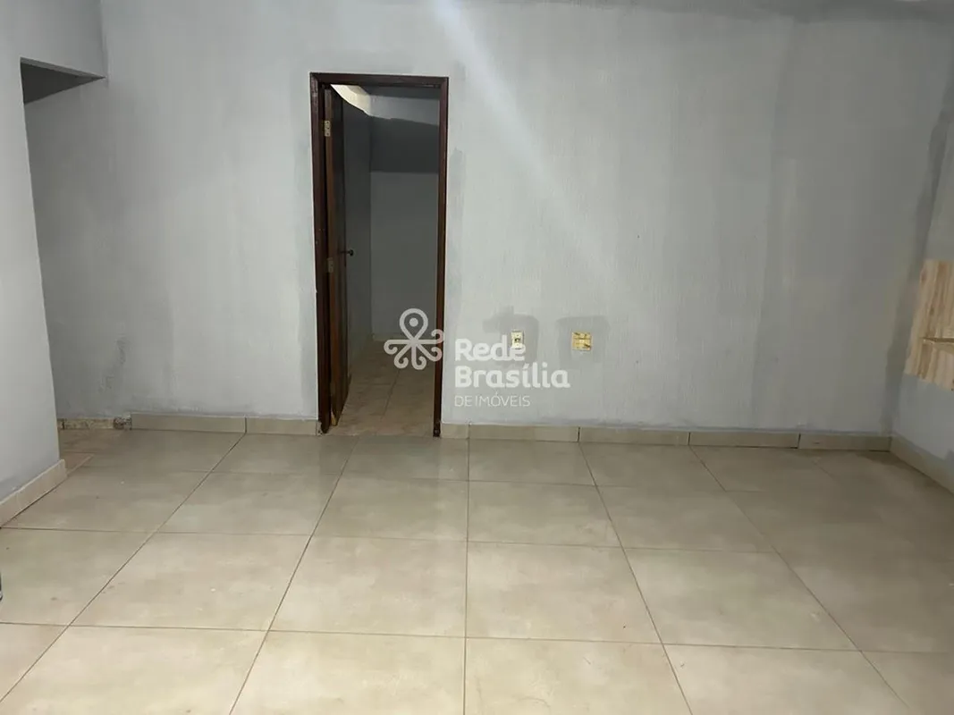 ADE Quadra - Loja Comercial - Excelente oportunidade de investimento - Recanto d...