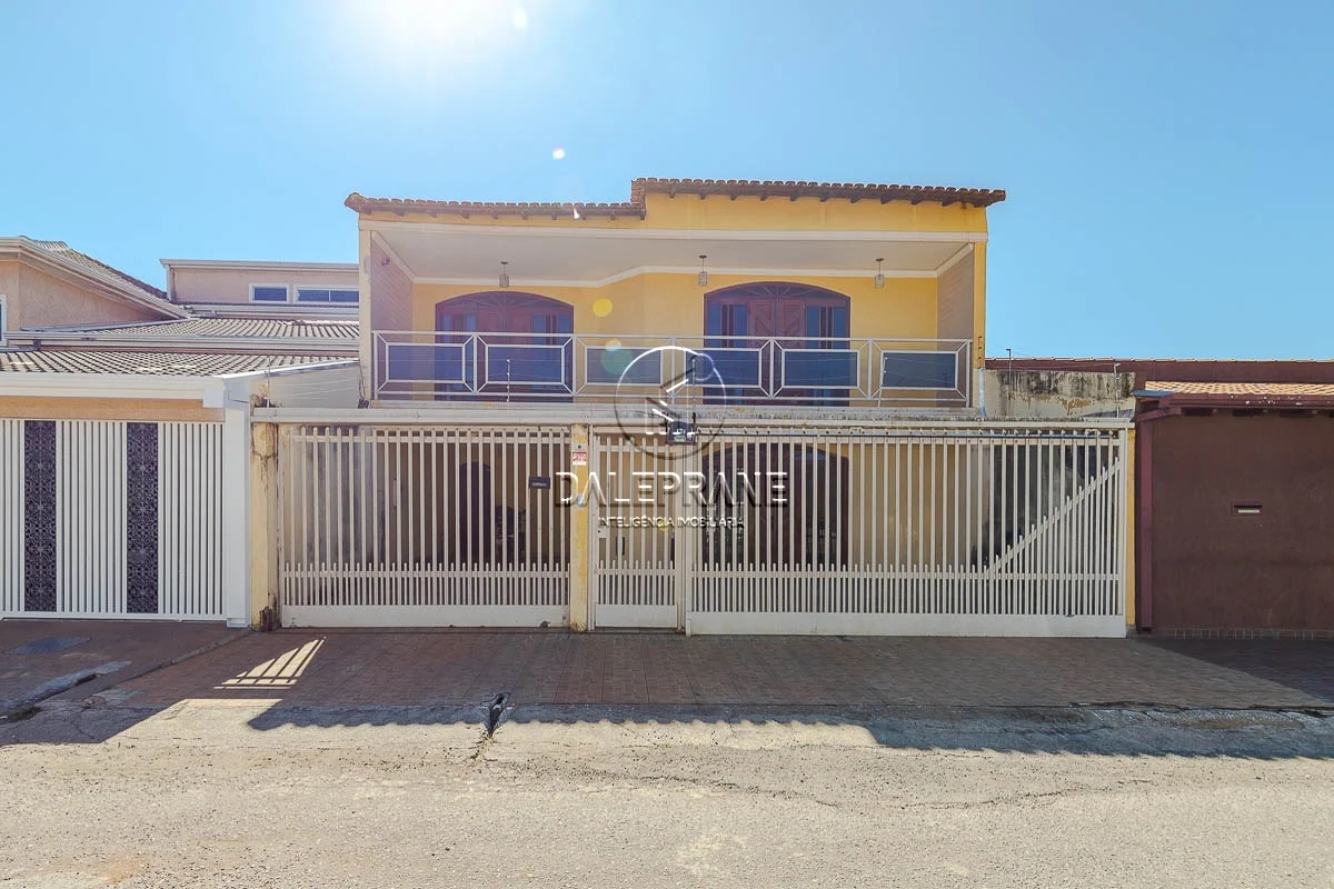 DALEPRANE INTELIGÊNCIA IMOBILIÁRIA VENDE CASA SOBRADO DE 3 QUARTOS NA QNM 40, TA...