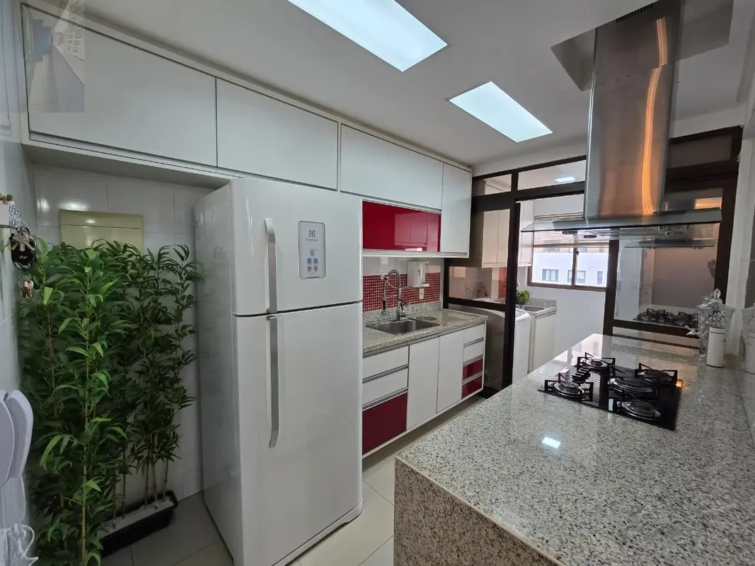 Descubra um apartamento confortável e bem localizado na Quadra 209, Res. Solar M...
