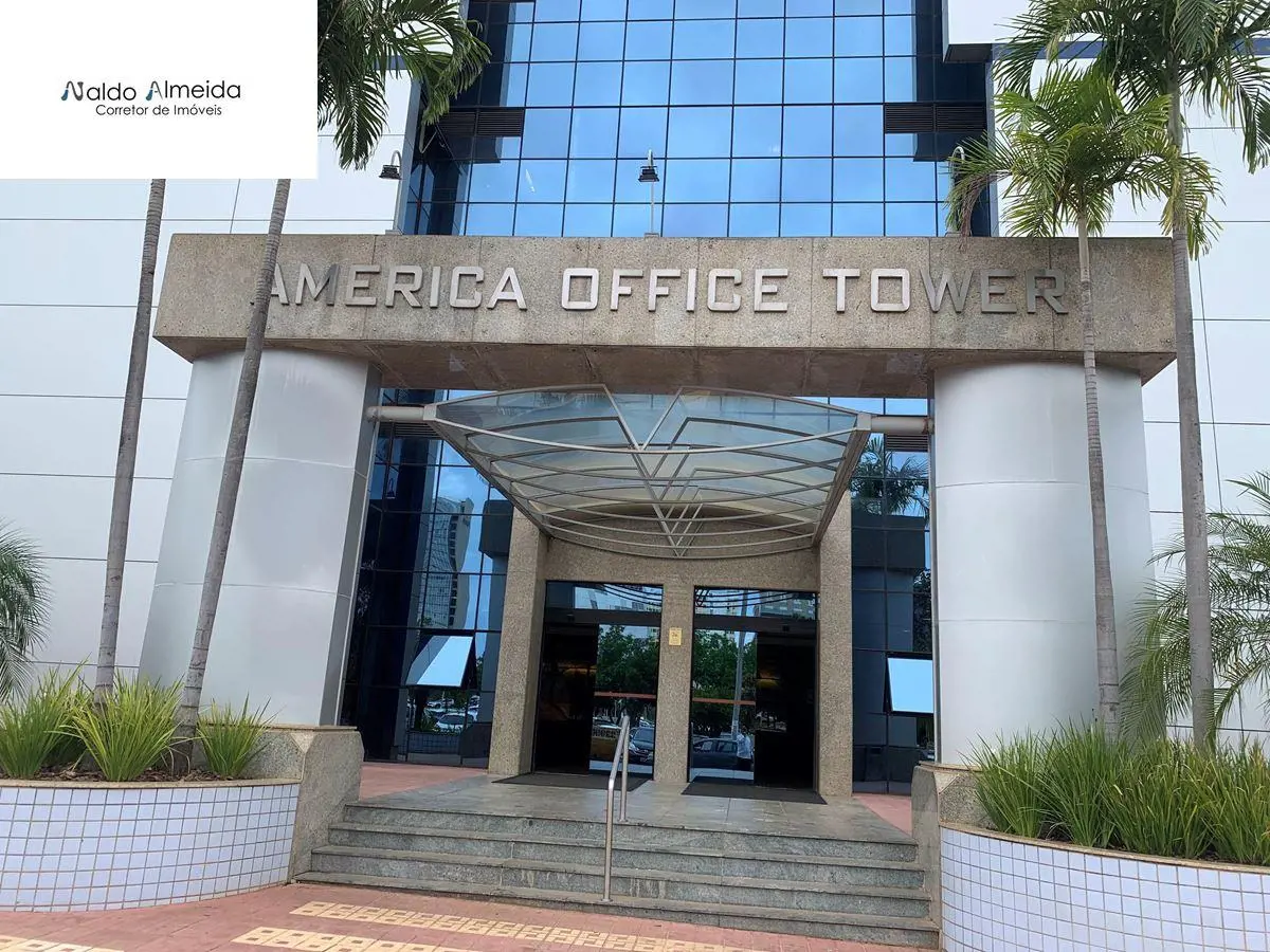 Excelente sala reformada; piso em porcelanto, armários; vista livre; ar condicio...