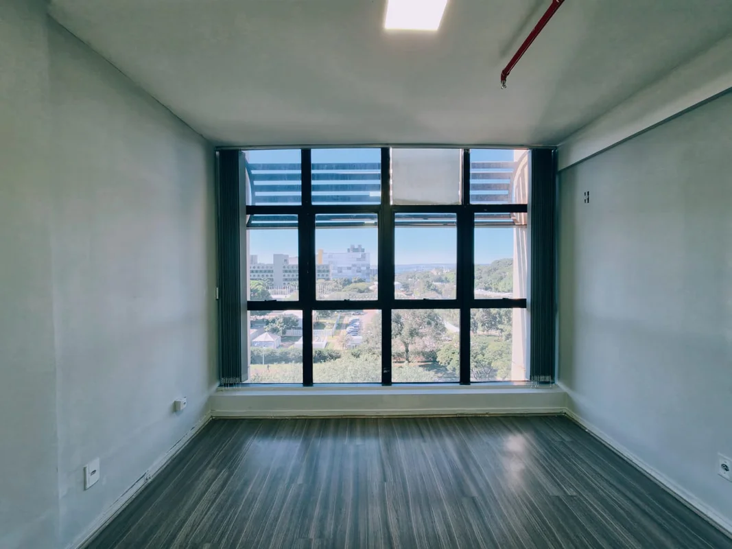 Oportunidade Comercial Exclusiva no Centro de Brasília.Apresentamos um espaço co...