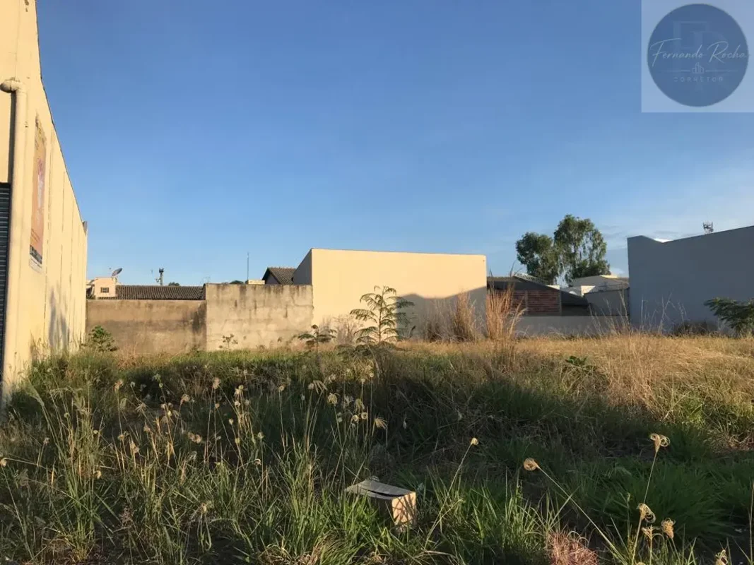O Lote está localizado no bairro Moinho dos Ventos com 360 metros quadrados, na ...