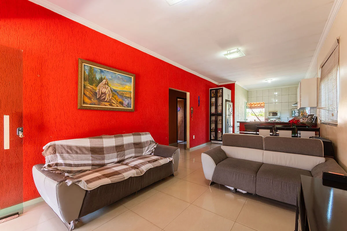 RARIDADE EM VICENTE PIRES: CASA TÉRREA COM PISCINA EM CONDOMÍNIO FECHADO!CASA CO...