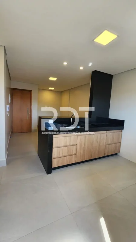 Excelente apartamento novo de frente, próximo ao centro composto por:-2qts com a...