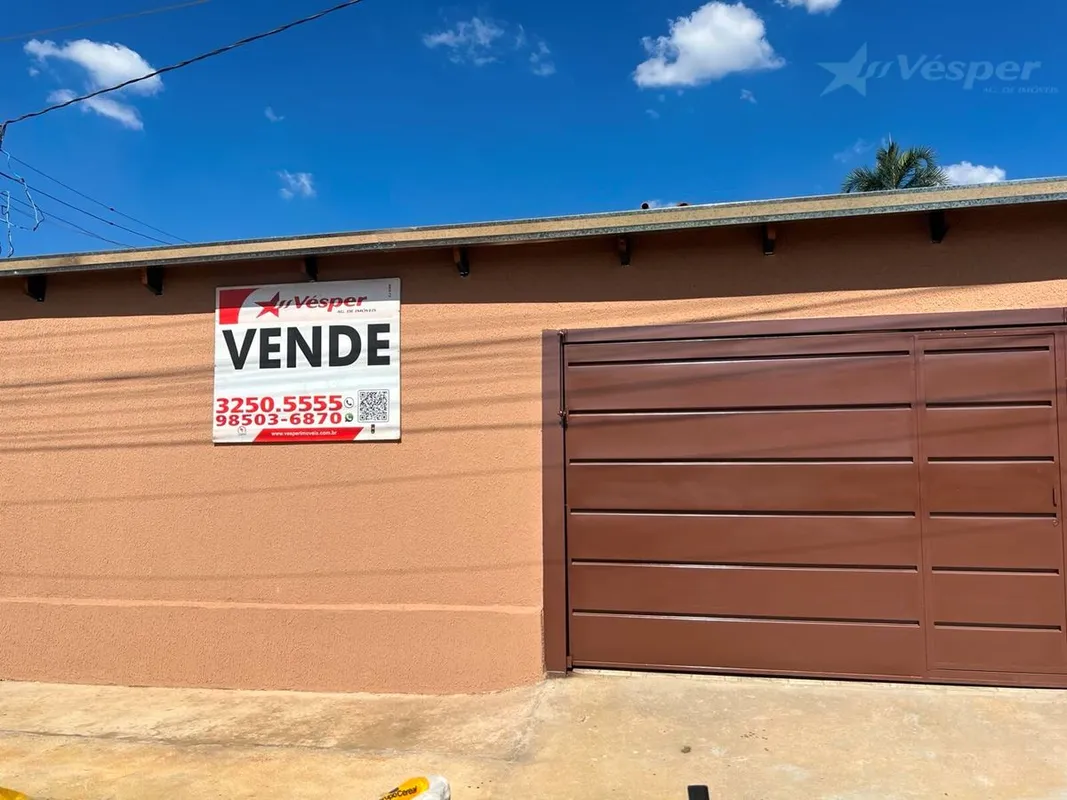 Casa à venda com 375m², com 3 Quartos, sendo 1 suíte no Setor Garavelo Residenci...