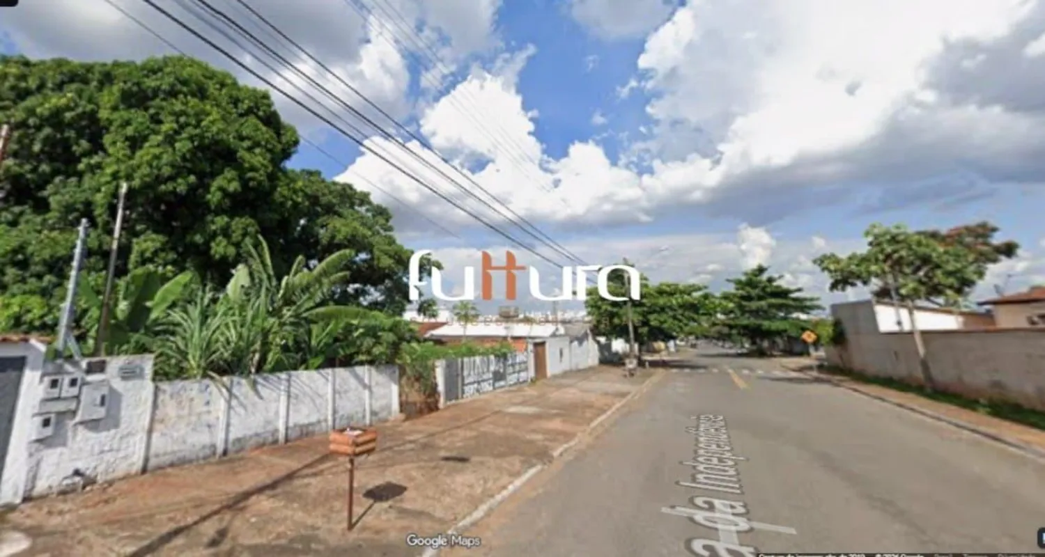 EXCELENTE LOTE 660,51m²Ampla frente com 22 metrosPróximo ao Terminal Padre Pelág...