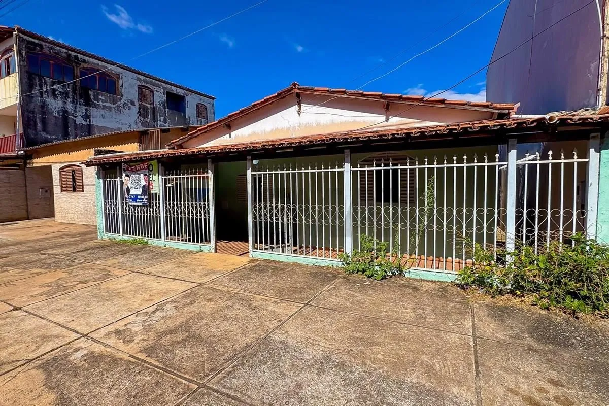 Casa 4 quartos na granja do torto, lote 150m² quadra B vila weslian rorizmore a ...