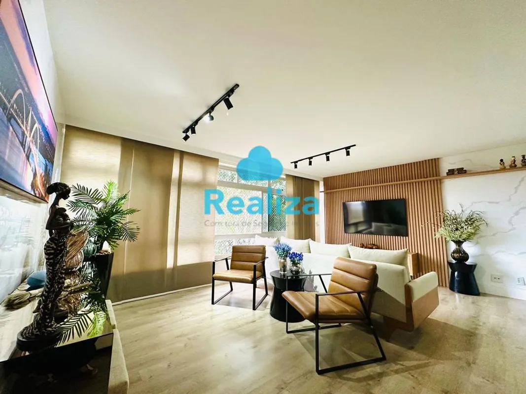 Conheça seu novo lar! Lindo apartamento mobiliado na Asa Sul, com 3 quartos, sen...