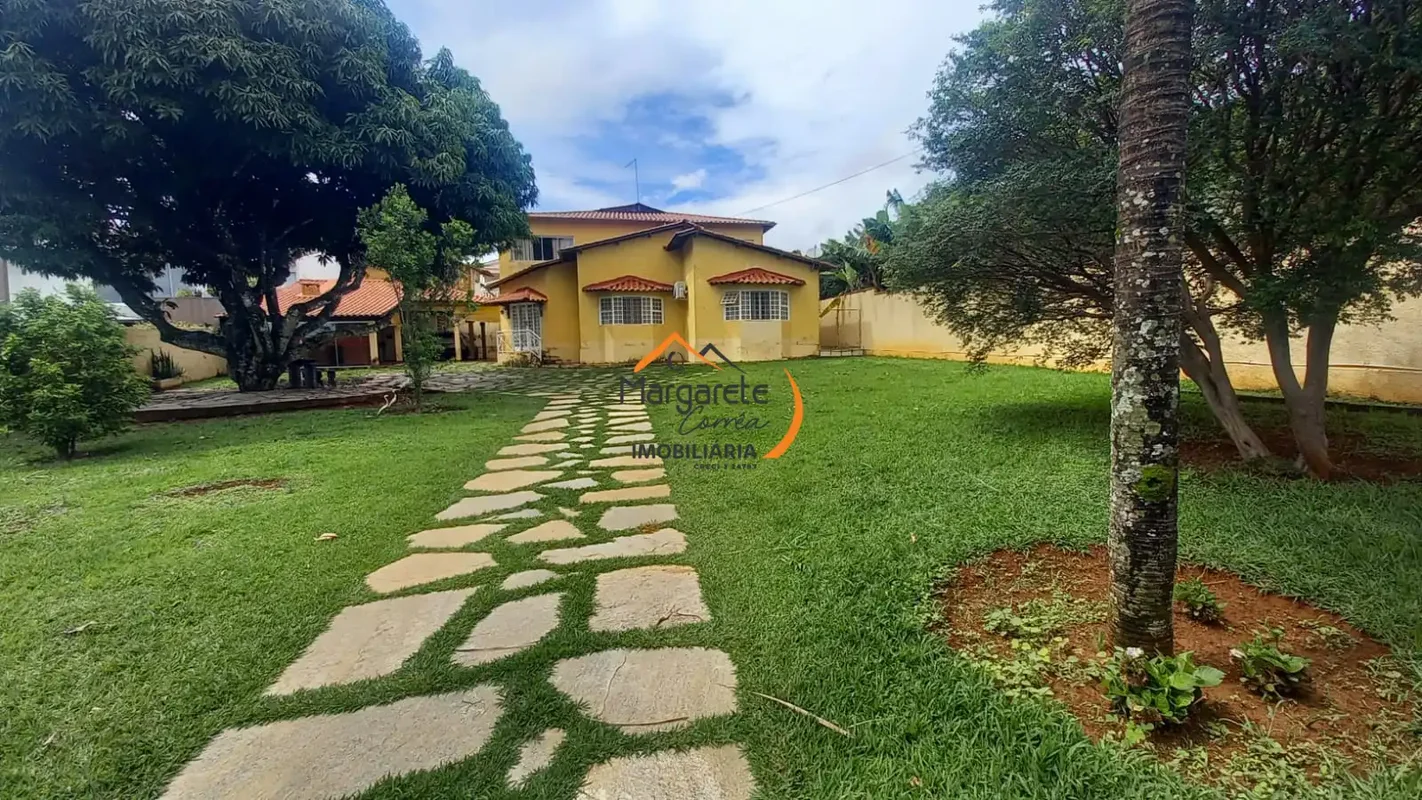 Imobiliária Margarete Corrêa vende casa no Condomínio Vivendas Bela Vista*Escrit...