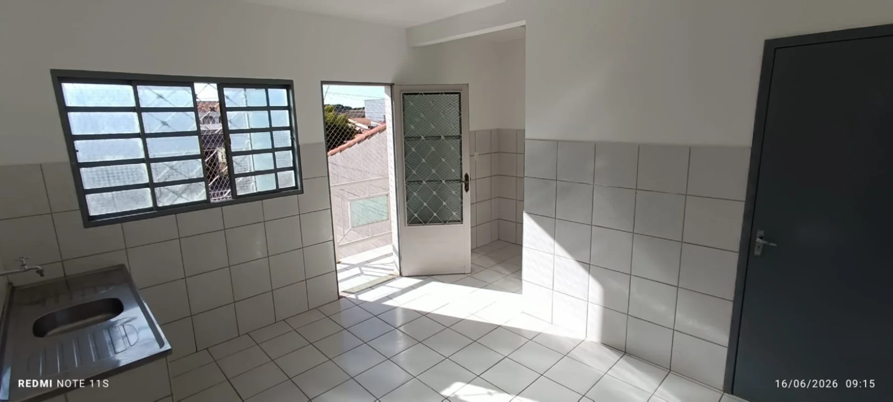 *** CURITIBA IMOBILIÁRIA ALUGA**QND 19 LOTE 14 APARTAMENTO 02 - PART. - TAGUATIN...