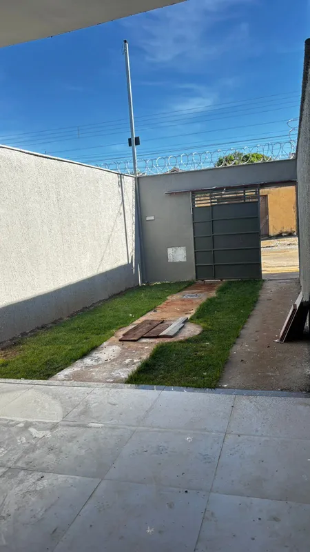 2 QuartosSala CozinhaBanheiro Garagem para 1 veiculoProximo ao condominio lakesi...