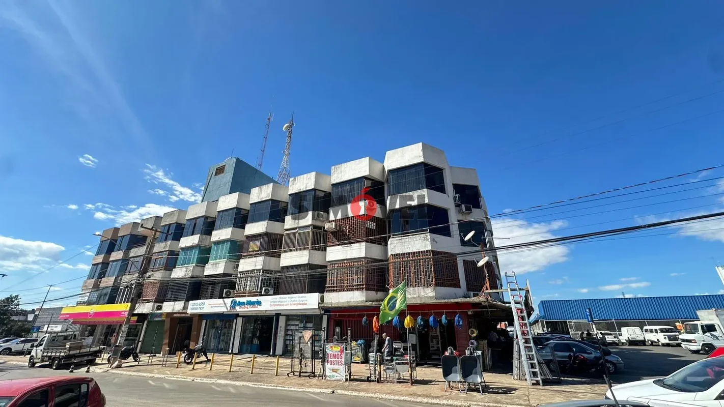 CNM 02 Loja ed. Costa Azul R$ 4.500,00 com 80m² / Ceilândia Centro Loja Com:- LO...