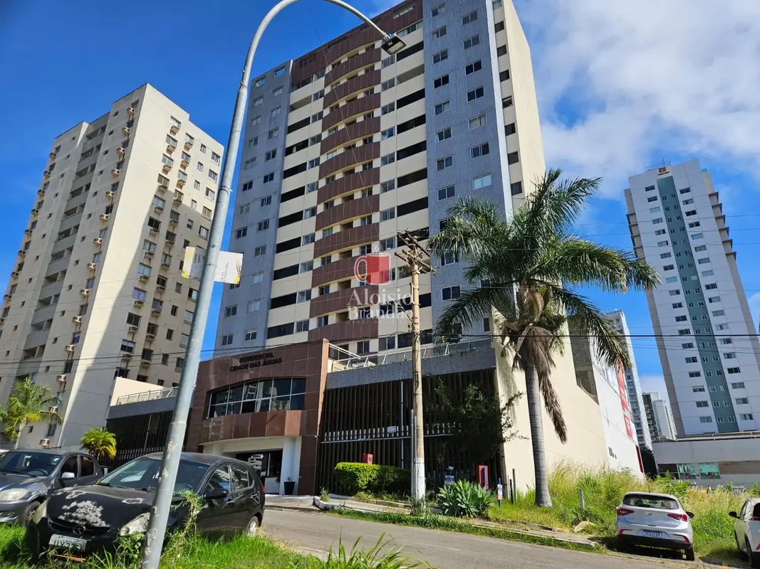 Excelente Oportunidade! Apartamento Reformado, Espaçoso e Pronto para MorarApres...