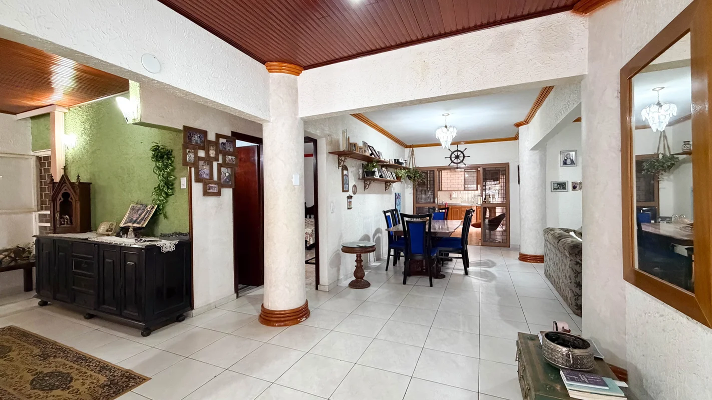 Casa 3 quartos com suíte, churrasqueira e garagem dupla – Guará II, Brasília3 Qu...