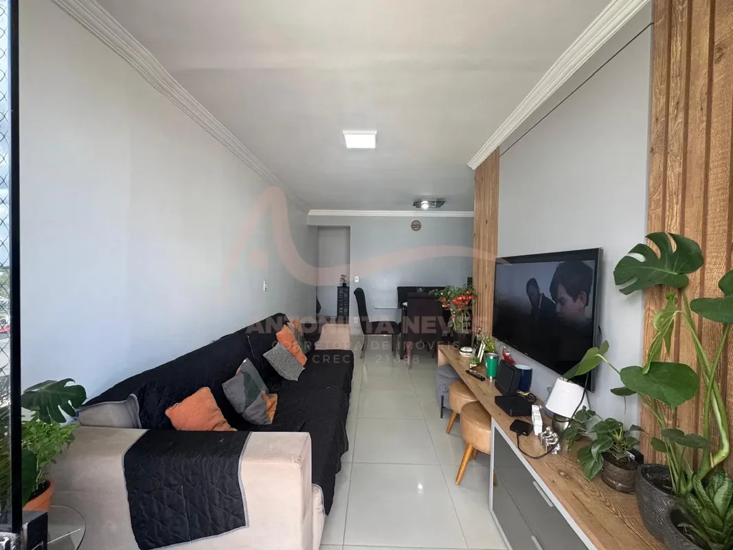 Oportunidade no Ed. Porto Seguro - setor centralLindo apartamento com sala ampla...