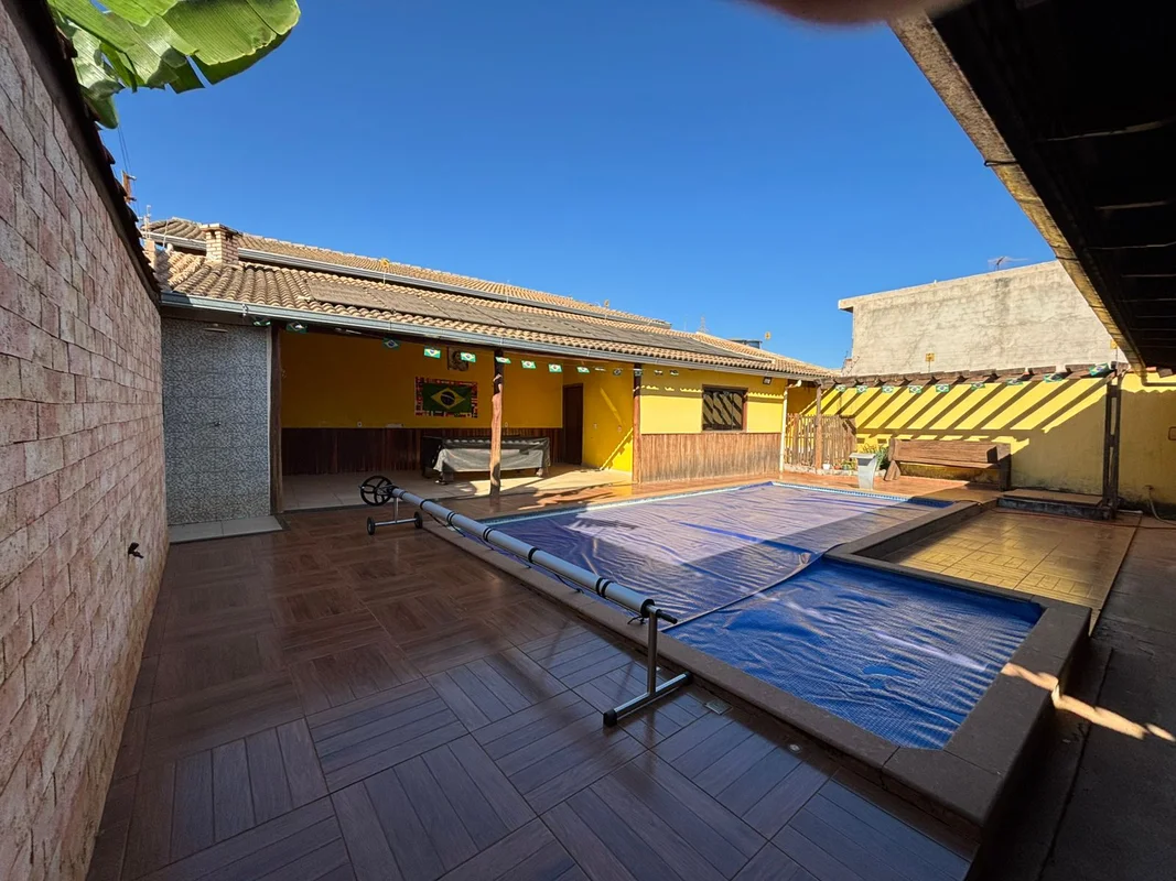 CASA TÉRREA ACONCHEGANTE DE 4 QUARTOS NA 26 DE SETEMBRO LAZER COMPLETO: Lote de ...