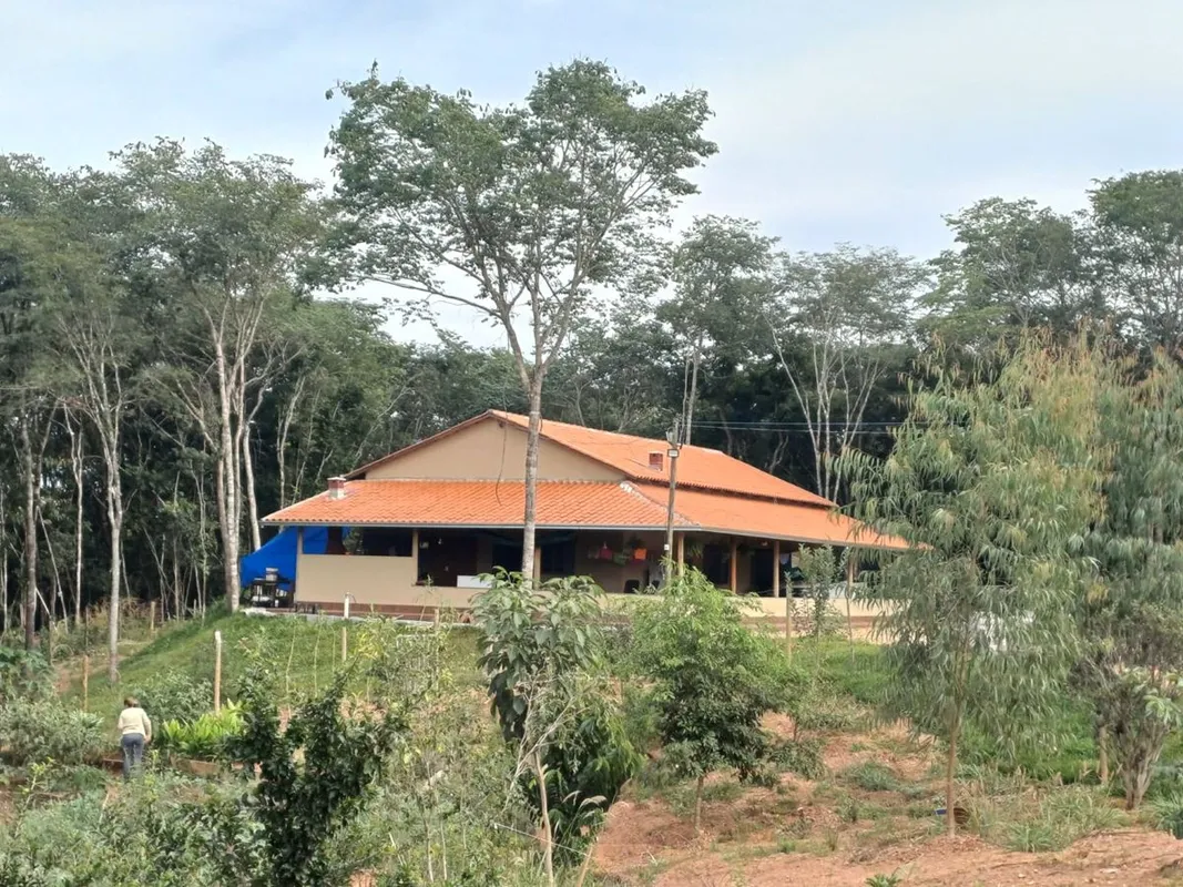 Excelente oportunidade para quem busca tranquilidade, conforto e contato com a n...