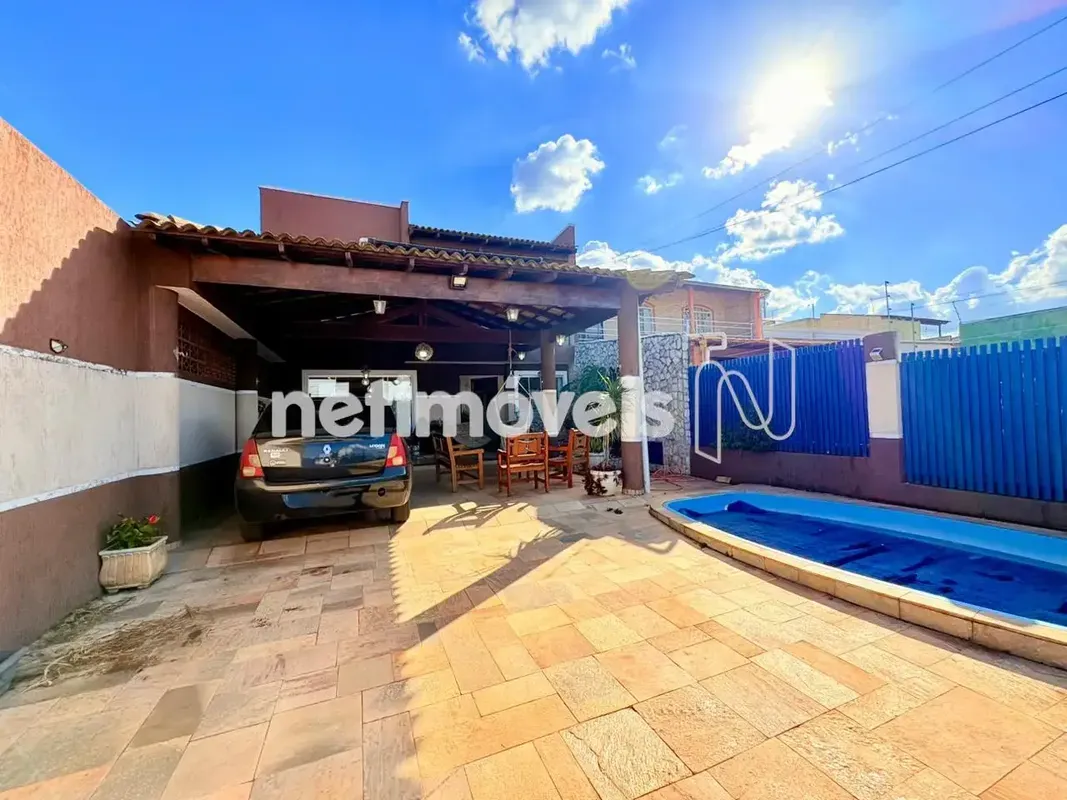 Sobrado Colonial | 6 Quartos | 5 Suítes | Piscina Aquecida | QNL 12 Excelente so...