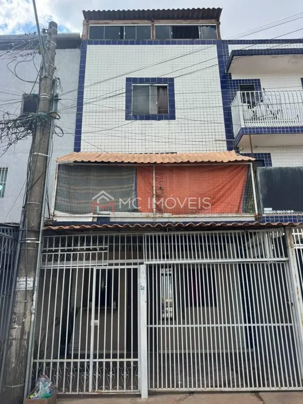 Prédio à Venda na QNO 11/13 – Ceilândia/DF | 3 Apartamentos | Imóvel Escriturado...