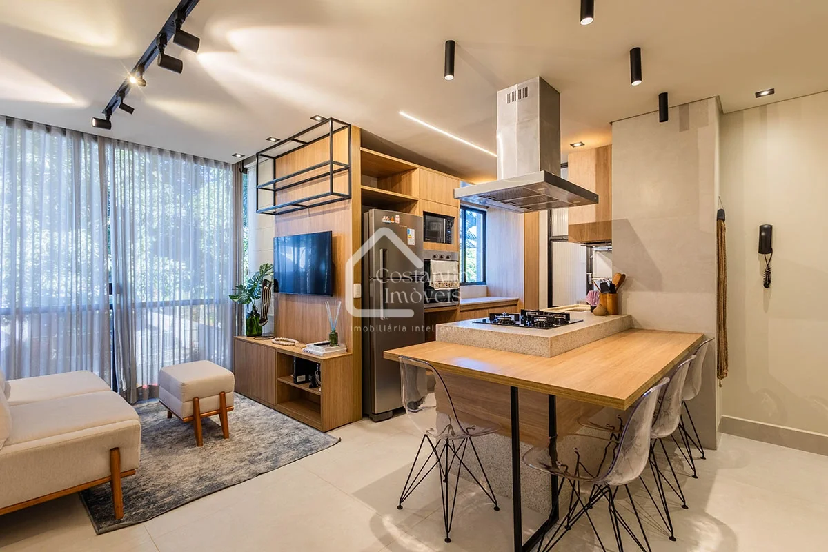 Isso sim é OPORTUNIDADE!** Apartamento totalmente reformado e mobiliado.Pronto p...