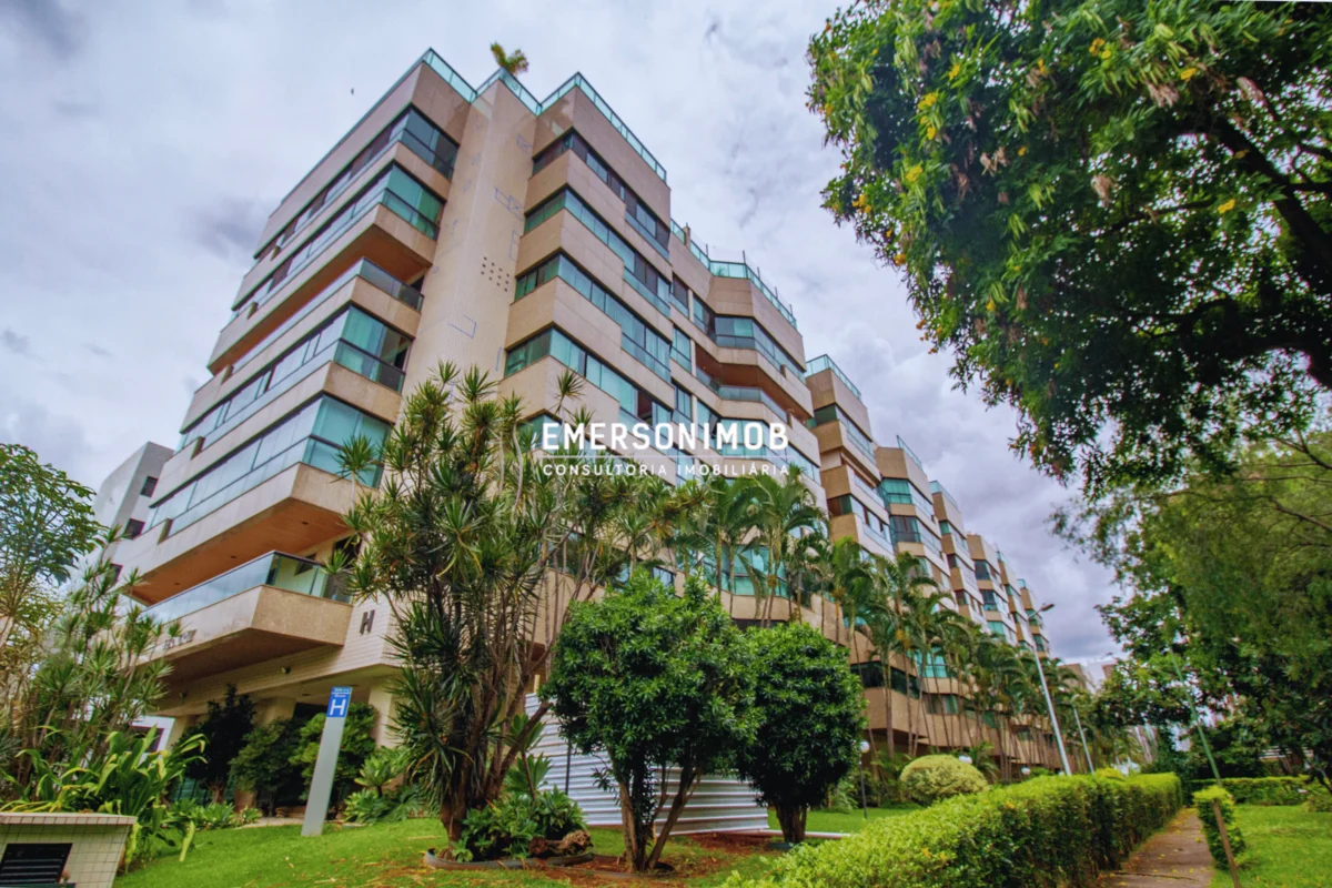Cobertua a venda na Asa Norte Quadra 314 - 376m² de área privativa com 03 quarto...
