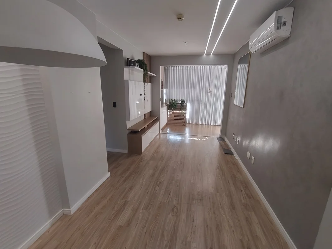 ??Apt 2 Qts - Reformado- ?Planta de 66m - ?Vista piscina - ?2 banheiros - ?Nasce...