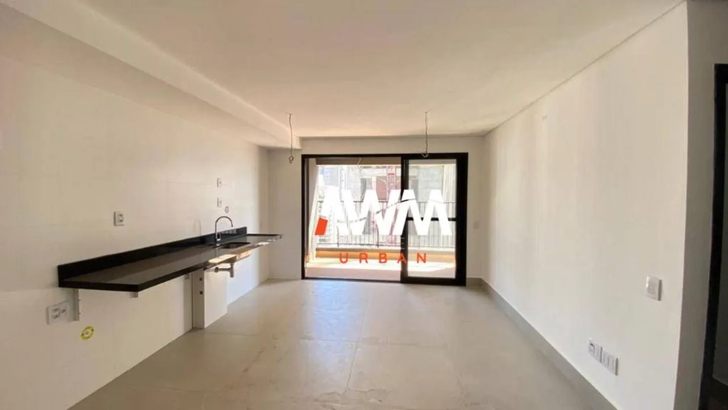 Hub Compact Life - Apartamento de luxo, 2 suítes, varanda balcão, andar alto, lo...