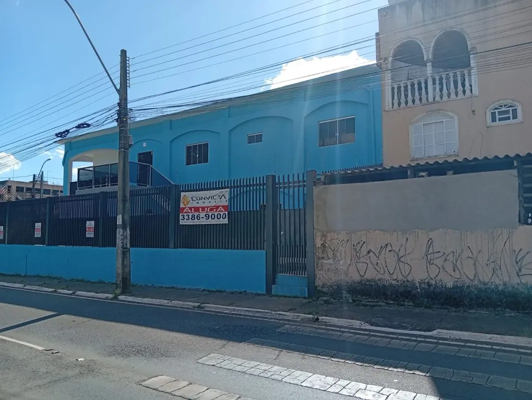 ENDEREÇO: 3A AVENIDA BLOCO 1360 CASA 01 - 1 PAVIMENTO - N.BANDEIRANTE UMA CASA C...